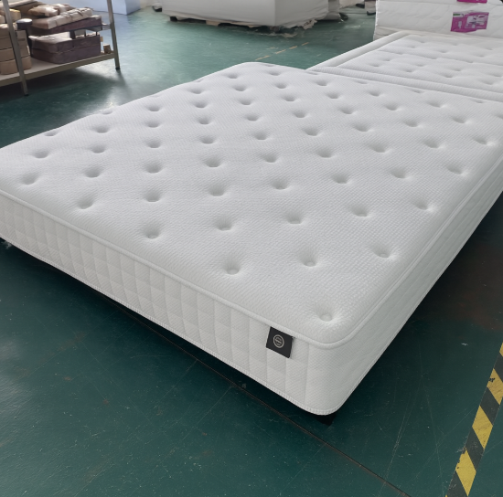 Entry Range Pocket Spring Mattress
Height - 11'' (28cm) 
90X200