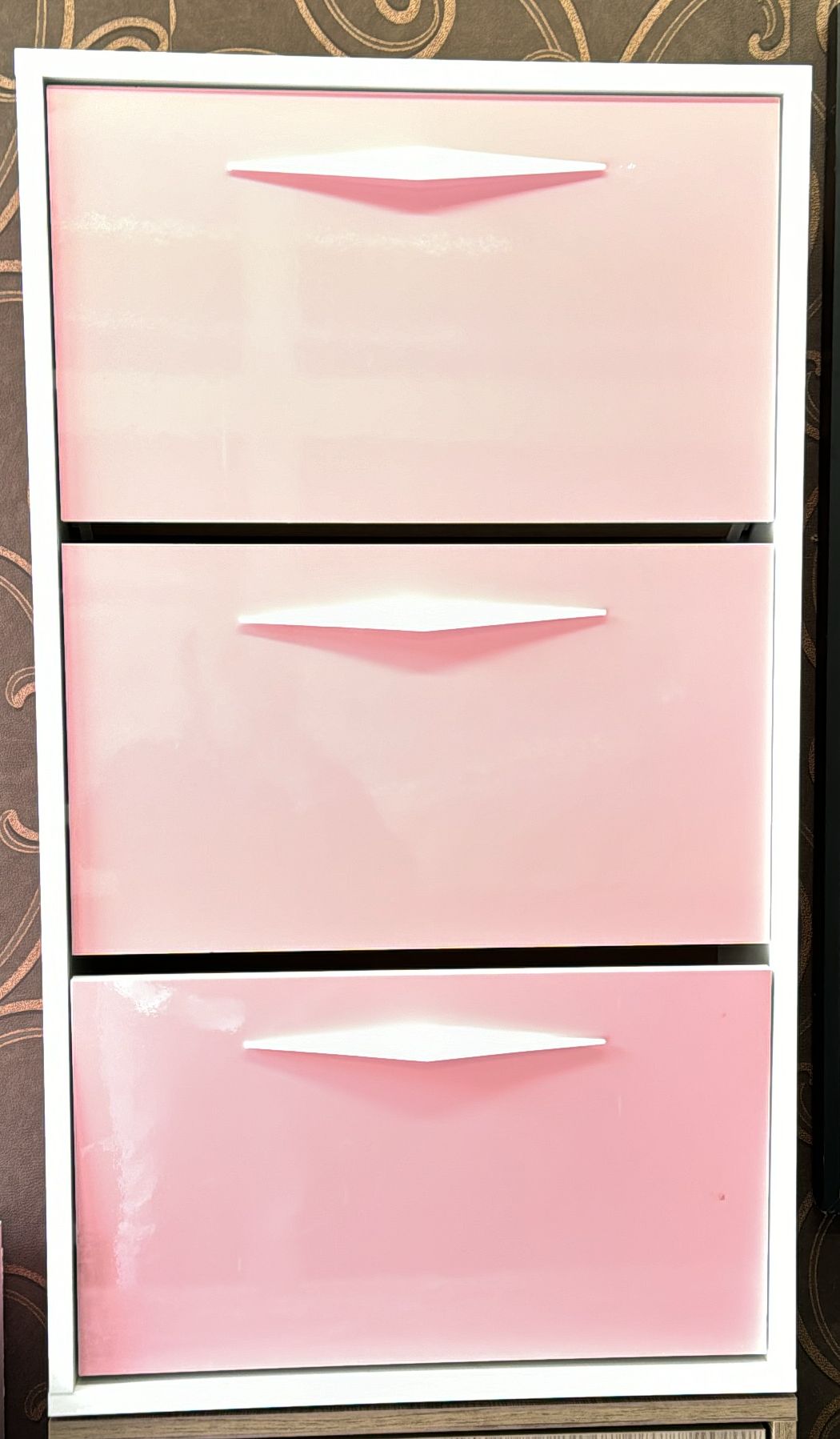 Astand armoire à chaussures
  rose